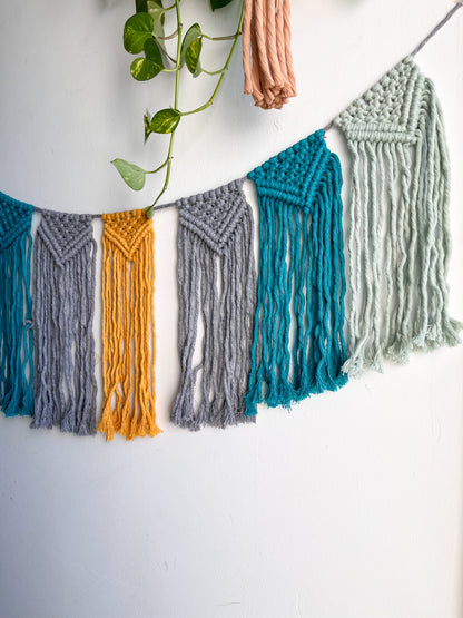 Macrame Garland/Bunting